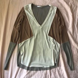Zara v neck multicolored Top rare!